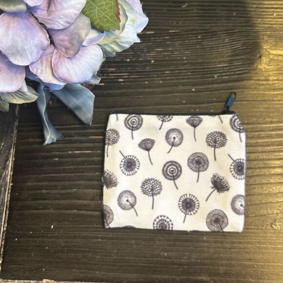 NEW Dandelions Small Canvas Coin Purse Cute Change Purse Zipper Mini Coin Pouch - Picture 1 of 2
